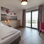 267 2* סנט פולטן