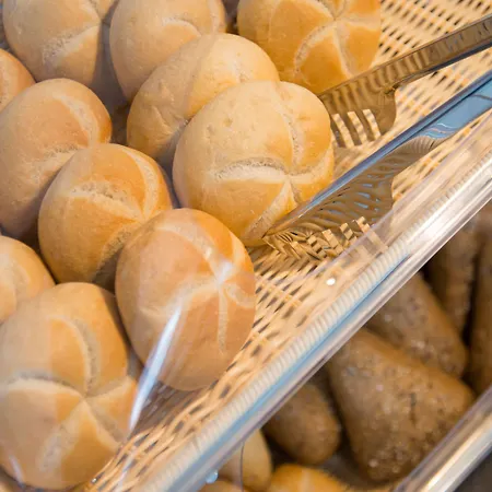 267 2* Sankt Poelten